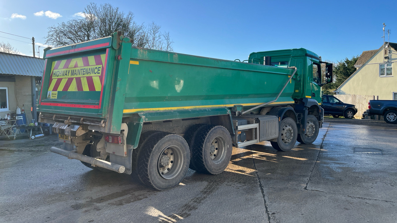 Mercedes-Benz Arocs 3240 - قلابات: صور 4 Mercedes-Benz Arocs 3240 - قلابات: صور 4