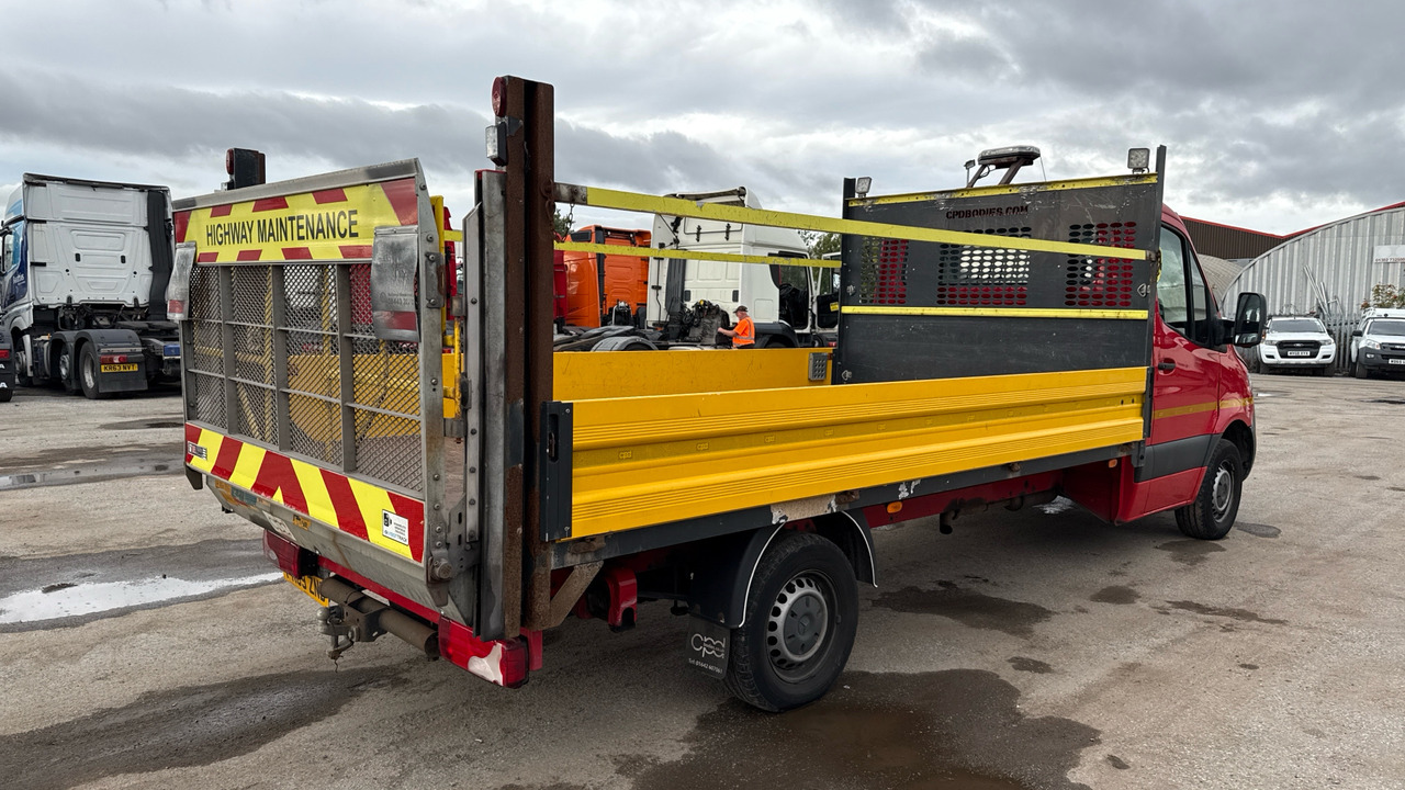 Mercedes-Benz Sprinter 314 CDI - الشاحنات الصغيرة المسطحة: صور 4 Mercedes-Benz Sprinter 314 CDI - الشاحنات الصغيرة المسطحة: صور 4