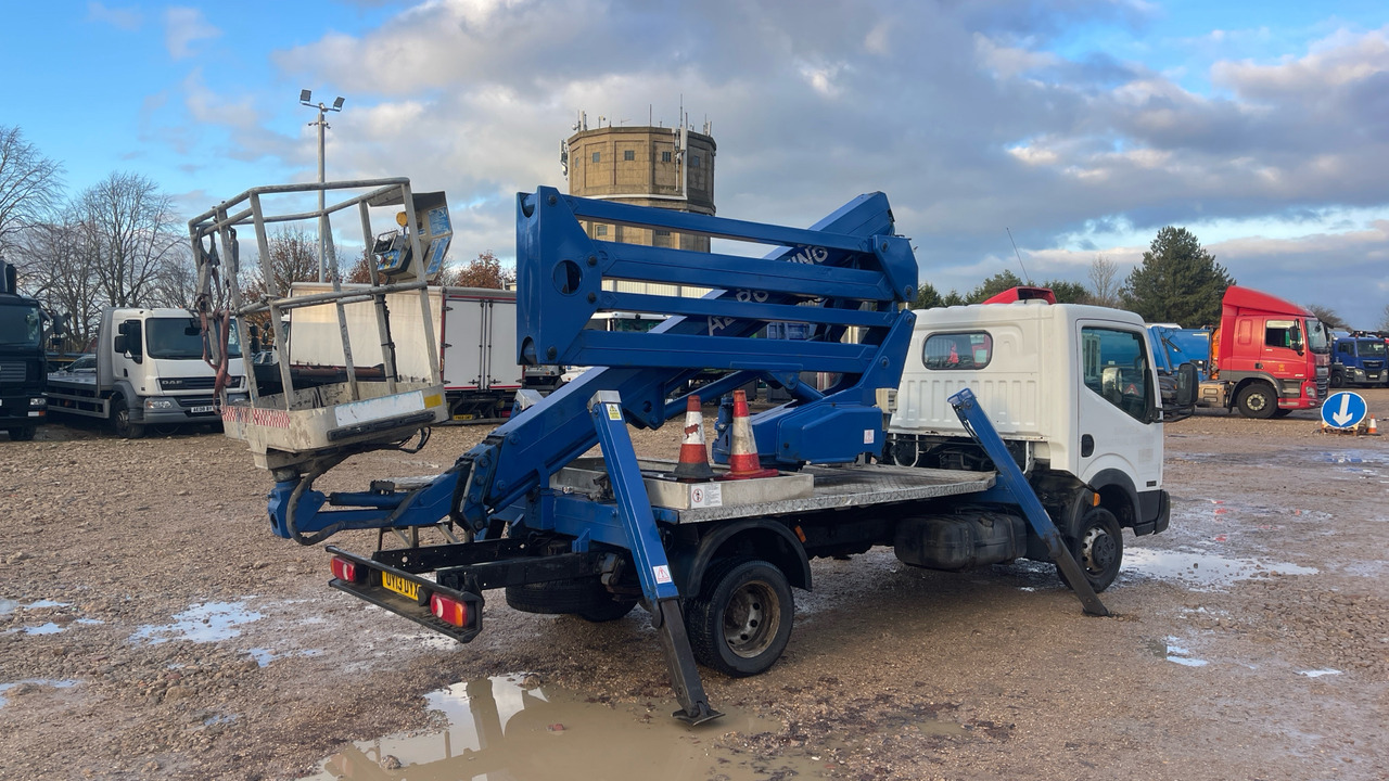 NISSAN CABSTAR 35.14 - مصاعد الازدهار محمولة على شاحنة: صور 4 NISSAN CABSTAR 35.14 - مصاعد الازدهار محمولة على شاحنة: صور 4