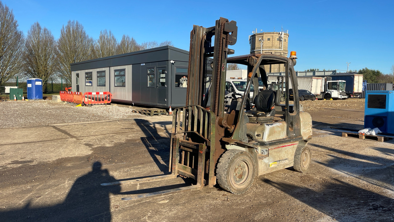 NISSAN G1D2A30Q - رافعة شوكية ديزل: صور 1 NISSAN G1D2A30Q - رافعة شوكية ديزل: صور 1