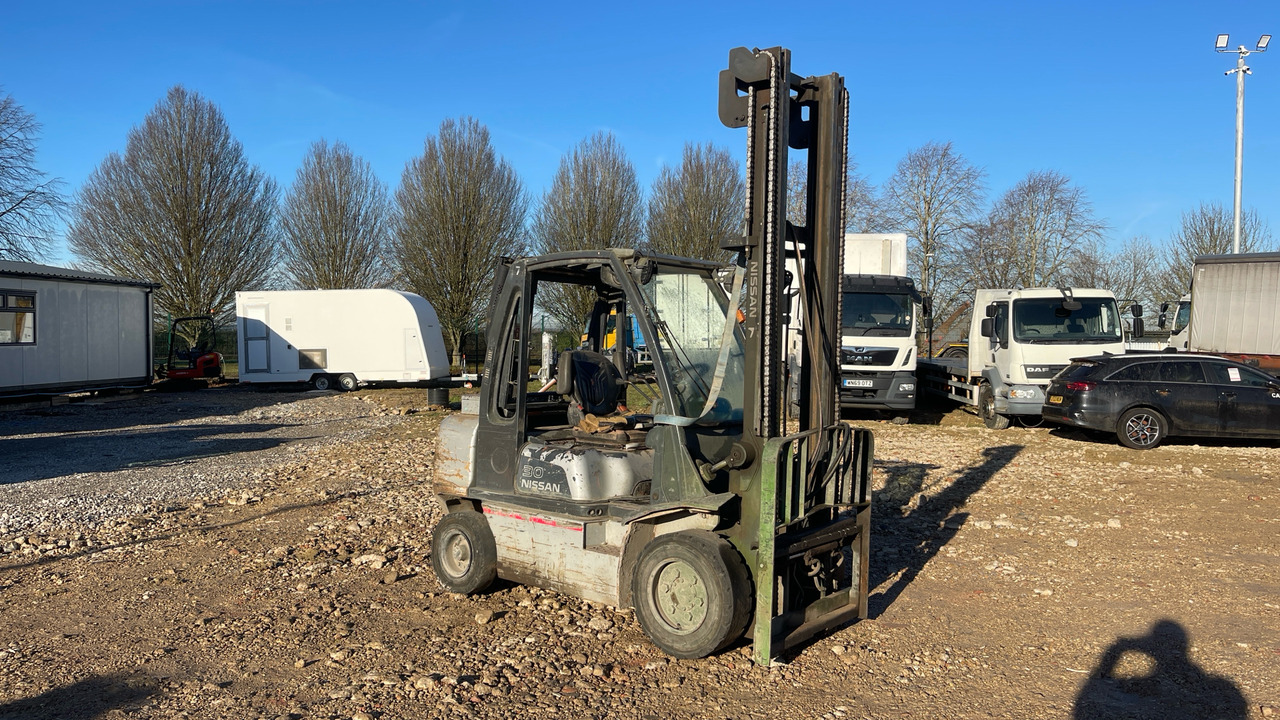 NISSAN YG1D2A300 - رافعة شوكية ديزل: صور 2 NISSAN YG1D2A300 - رافعة شوكية ديزل: صور 2