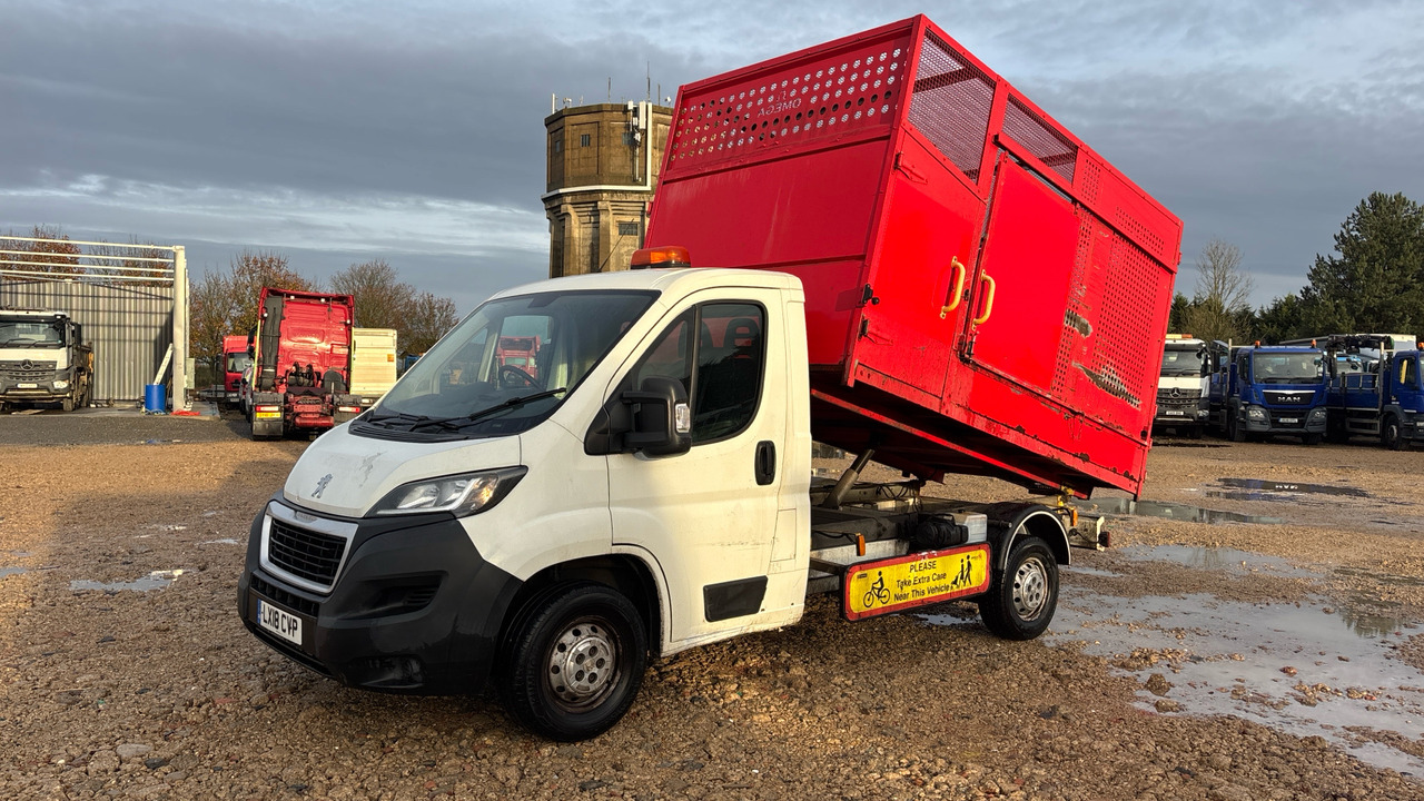 PEUGEOT BOXER 335 2.0 BLUEHDI 130PS - قلاب صغير: صور 2 PEUGEOT BOXER 335 2.0 BLUEHDI 130PS - قلاب صغير: صور 2