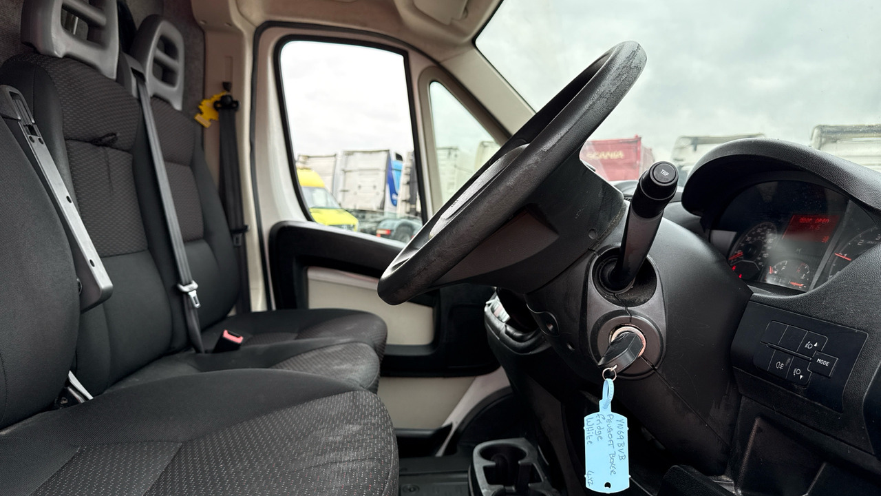 PEUGEOT BOXER 355 2.0 BlueHDi 130ps - الشاحنات الصغيرة المبردة: صور 5 PEUGEOT BOXER 355 2.0 BlueHDi 130ps - الشاحنات الصغيرة المبردة: صور 5