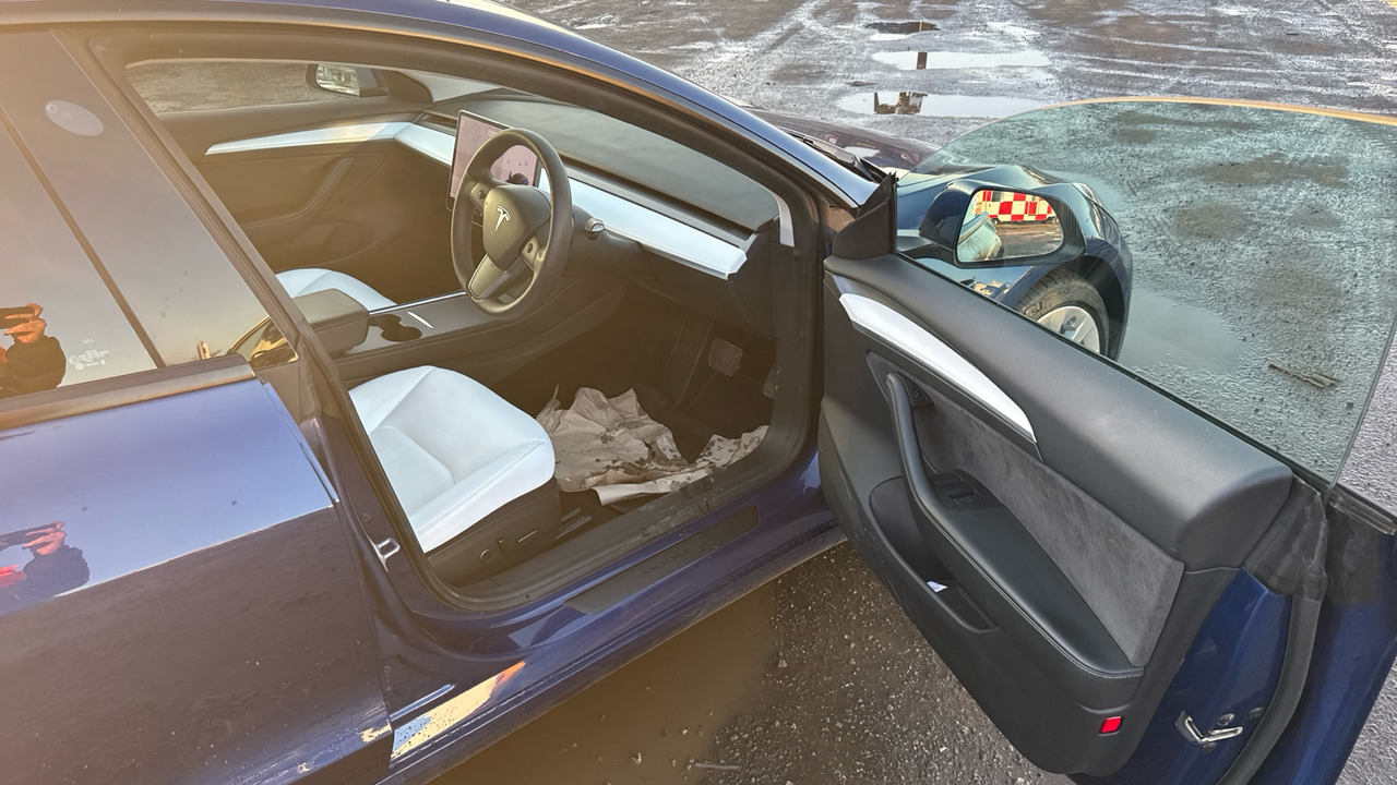 TESLA MODEL 3 LONG RANGE DUEL MOTOR - سيدان: صور 5 TESLA MODEL 3 LONG RANGE DUEL MOTOR - سيدان: صور 5