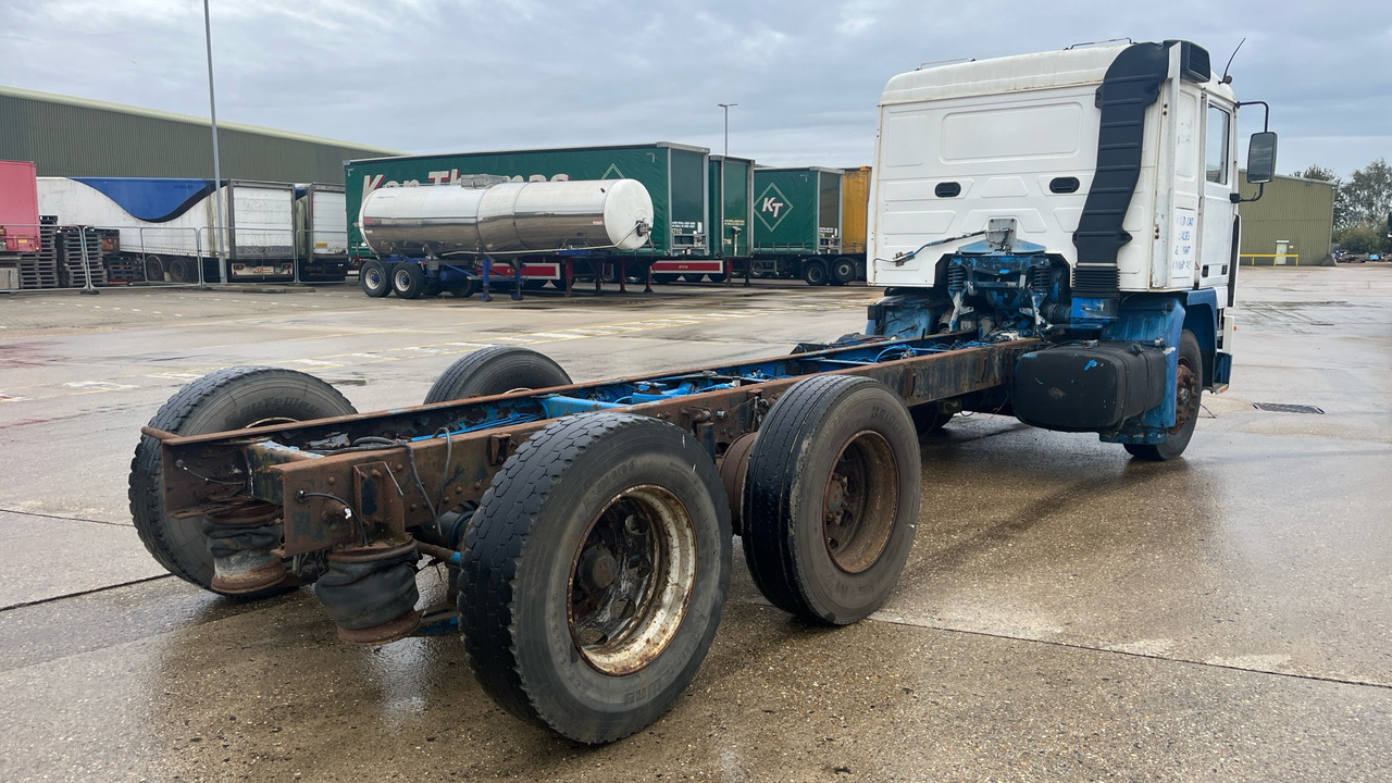 VOLVO F10 - الشاسيه شاحنة: صور 4 VOLVO F10 - الشاسيه شاحنة: صور 4