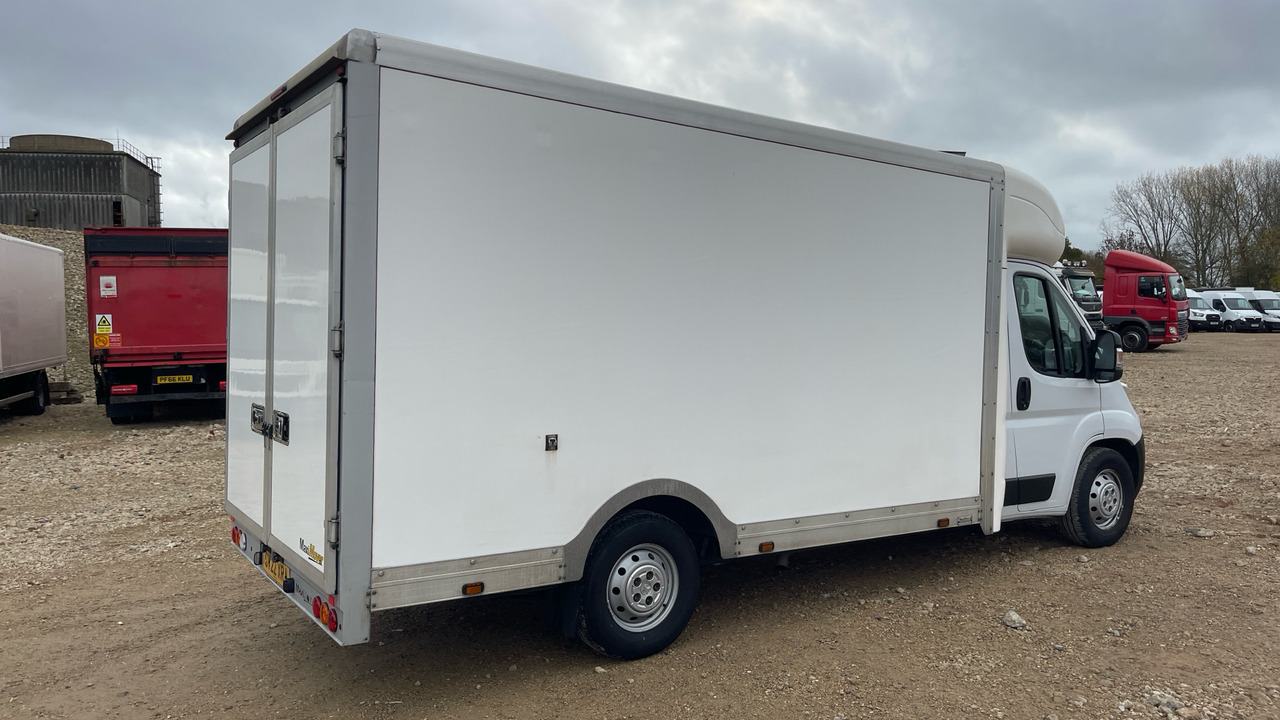 Vauxhall Movano 3500 2.2 TURBO 140PS - الشاحنات الصغيرة صندوق مغلق: صور 4 Vauxhall Movano 3500 2.2 TURBO 140PS - الشاحنات الصغيرة صندوق مغلق: صور 4