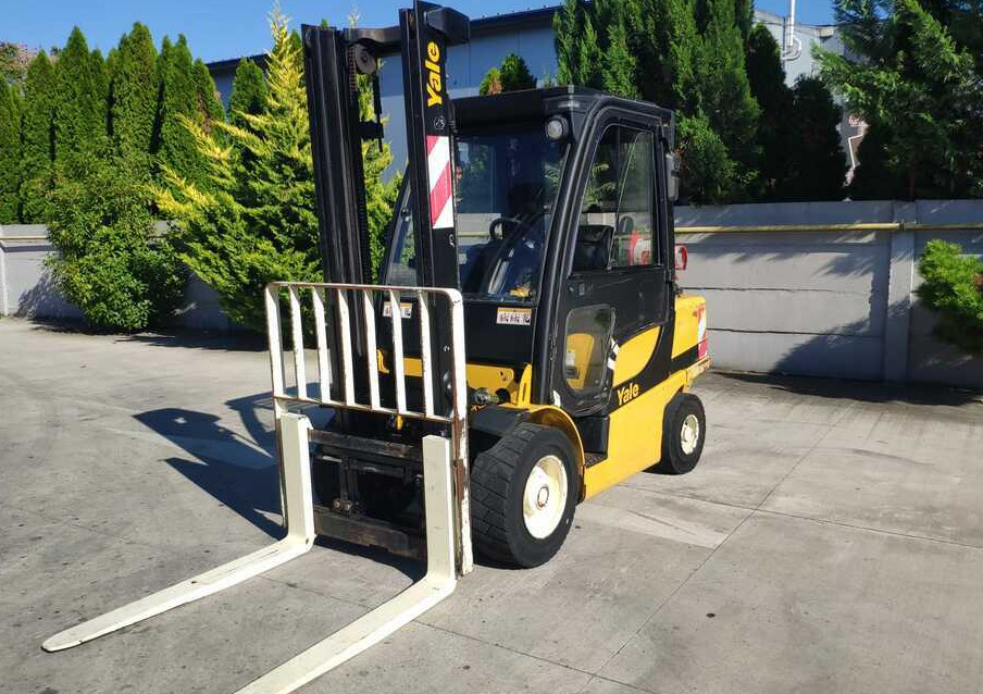 Yale GLP35VX - رافعة شوكية تعمل بالغاز: صور 1 Yale GLP35VX - رافعة شوكية تعمل بالغاز: صور 1