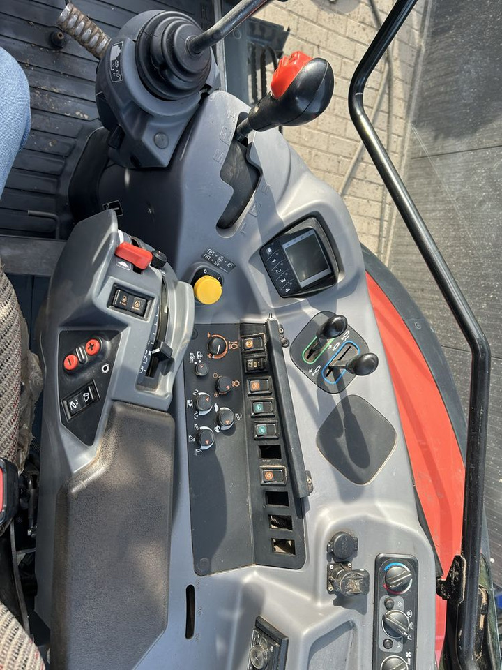 Traktor Kubota 105gx 2021 tur turbo - جرار: صور 5 Traktor Kubota 105gx 2021 tur turbo - جرار: صور 5
