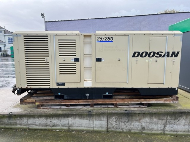 Doosan 25/280 XHP1000WCAT-T4 - ضاغط الهواء: صور 3 Doosan 25/280 XHP1000WCAT-T4 - ضاغط الهواء: صور 3