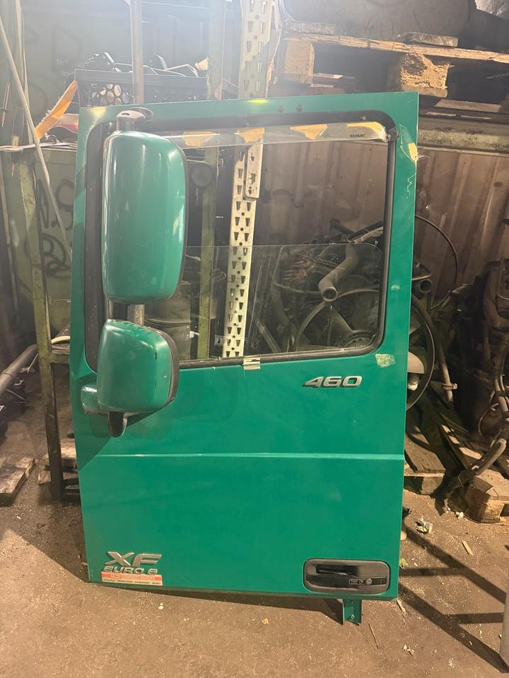 DAF XF 460 EU6 Fahrertür Grün Links Spiegel Innenverkleidung - باب و قطع الغيار - شاحنة: صور 1 DAF XF 460 EU6 Fahrertür Grün Links Spiegel Innenverkleidung - باب و قطع الغيار - شاحنة: صور 1