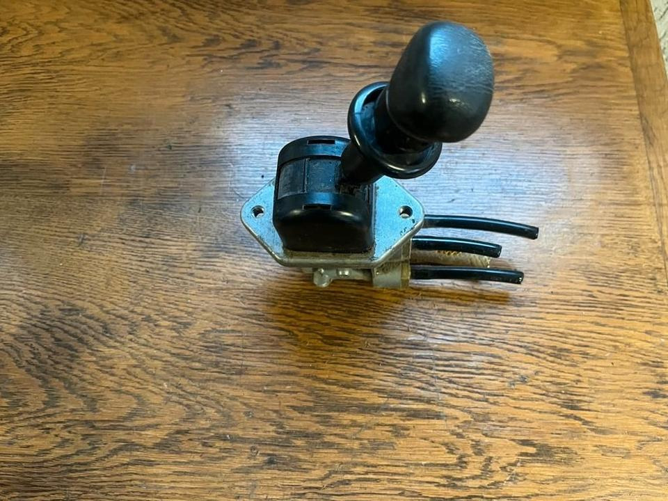 MAN Bremsventil Feststellbremse Handbremsventil 9617231180 - صمام الفرامل - شاحنة: صور 3 MAN Bremsventil Feststellbremse Handbremsventil 9617231180 - صمام الفرامل - شاحنة: صور 3