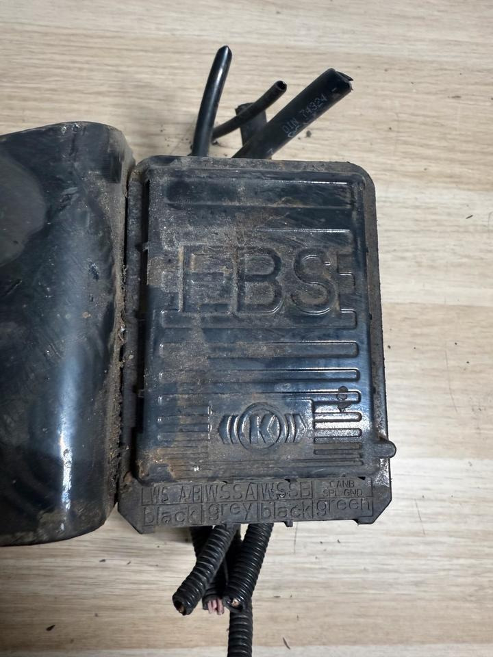 MAN KNORR-BREMSE EBS Ventil K021204 81.52106-6049 - صمام - شاحنة: صور 3 MAN KNORR-BREMSE EBS Ventil K021204 81.52106-6049 - صمام - شاحنة: صور 3