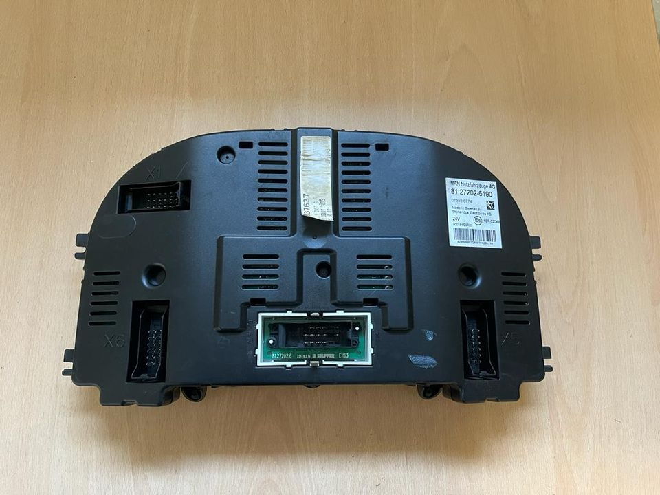 MAN Kombiinstrument Tacho 81272026190 - لوحة القيادة - شاحنة: صور 3 MAN Kombiinstrument Tacho 81272026190 - لوحة القيادة - شاحنة: صور 3