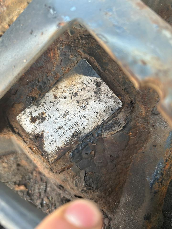 MAN TGM Hinterachse 15-Tonner 37:9 / 81.35010.6167 - المحور الخلفي - شاحنة: صور 5 MAN TGM Hinterachse 15-Tonner 37:9 / 81.35010.6167 - المحور الخلفي - شاحنة: صور 5