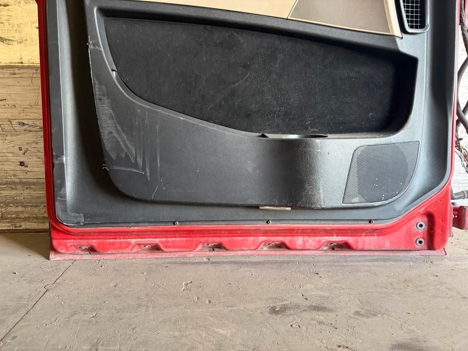 MAN TGX Fahrertür Rot Spiegel Innenverkleidung LN 63 - باب و قطع الغيار - شاحنة: صور 4 MAN TGX Fahrertür Rot Spiegel Innenverkleidung LN 63 - باب و قطع الغيار - شاحنة: صور 4