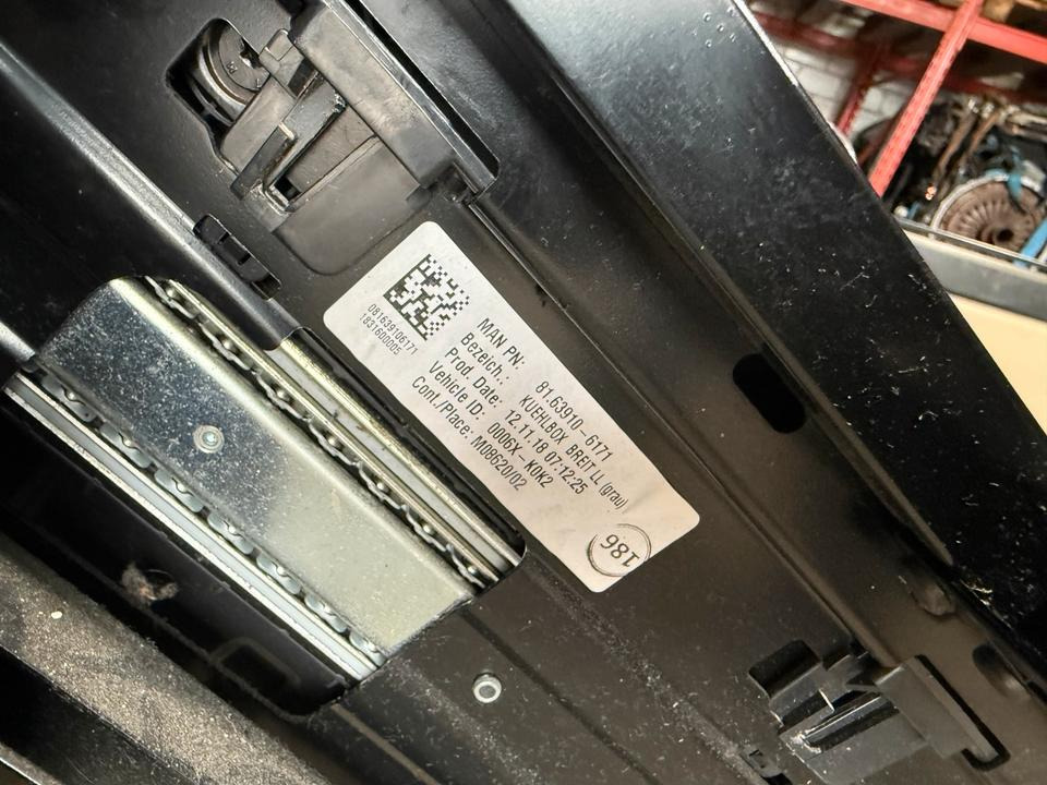 MAN TGX Kühlbox / Kühlschrank 81..63910-6171 - الكابينة والداخلية - شاحنة: صور 4 MAN TGX Kühlbox / Kühlschrank 81..63910-6171 - الكابينة والداخلية - شاحنة: صور 4