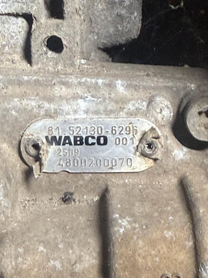 MAN WABCO Fußbremsventil 4800200070 81.52130-6295 - أجزاء الفرامل - شاحنة: صور 3 MAN WABCO Fußbremsventil 4800200070 81.52130-6295 - أجزاء الفرامل - شاحنة: صور 3