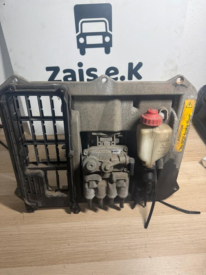 MAN WABCO Fußbremsventil 4800200260 - أجزاء الفرامل - شاحنة: صور 1 MAN WABCO Fußbremsventil 4800200260 - أجزاء الفرامل - شاحنة: صور 1