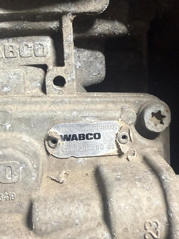 MAN WABCO Fußbremsventil 4800200260 - أجزاء الفرامل - شاحنة: صور 3 MAN WABCO Fußbremsventil 4800200260 - أجزاء الفرامل - شاحنة: صور 3