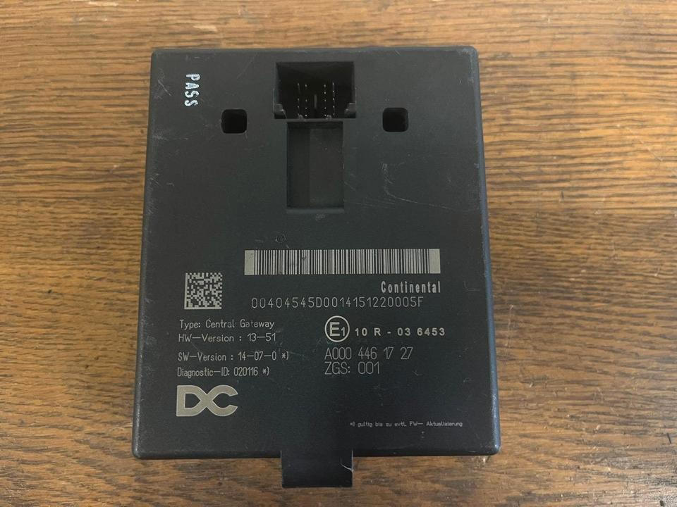 Mercedes Actros MP4 Central Gateway Steuergerät A0004461727 - كتلة التحكم - شاحنة: صور 3 Mercedes Actros MP4 Central Gateway Steuergerät A0004461727 - كتلة التحكم - شاحنة: صور 3