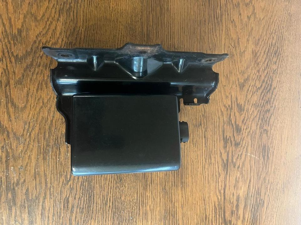 Mercedes Actros MP4 Radarsensor A0004461849 - مِکشاف - شاحنة: صور 2 Mercedes Actros MP4 Radarsensor A0004461849 - مِکشاف - شاحنة: صور 2