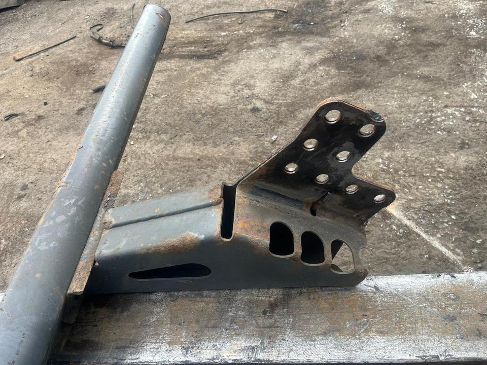 Mercedes Actros MP4 Unterfahrschutz - هيكل السيارة الخارجية - شاحنة: صور 3 Mercedes Actros MP4 Unterfahrschutz - هيكل السيارة الخارجية - شاحنة: صور 3