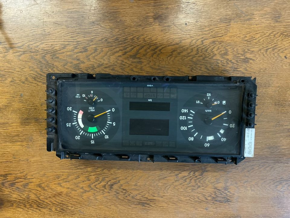 Mercedes Atego 1 Kombiinstrument Tacho A0014462921 - لوحة القيادة - شاحنة: صور 1 Mercedes Atego 1 Kombiinstrument Tacho A0014462921 - لوحة القيادة - شاحنة: صور 1