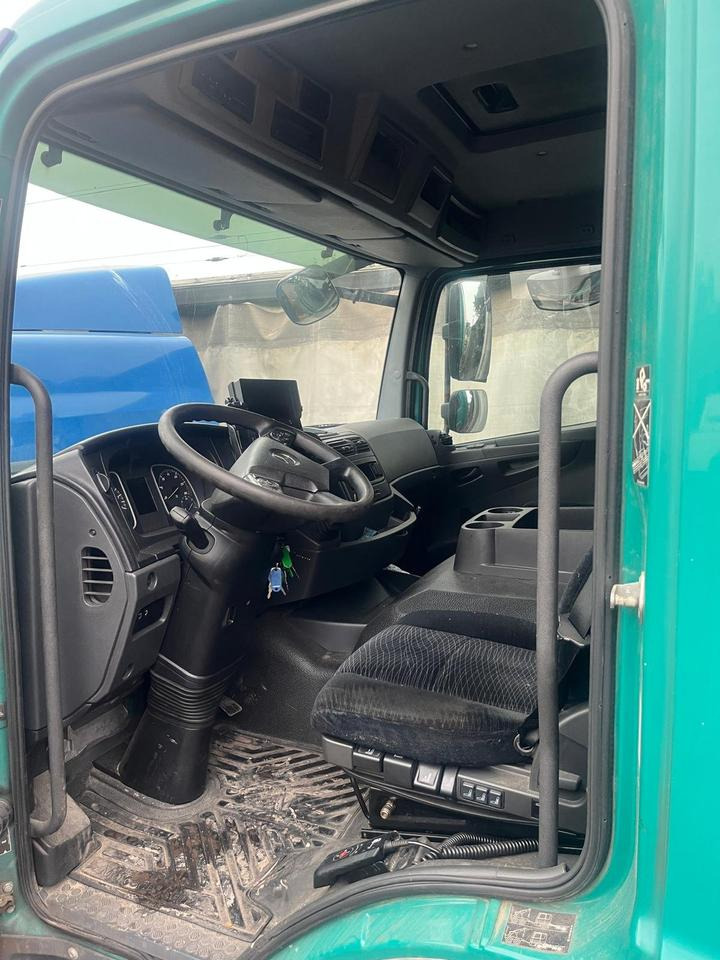Mercedes Atego 4 1524 komplette Kabine ohne elektrische Geräte - الكبائن - شاحنة: صور 4 Mercedes Atego 4 1524 komplette Kabine ohne elektrische Geräte - الكبائن - شاحنة: صور 4