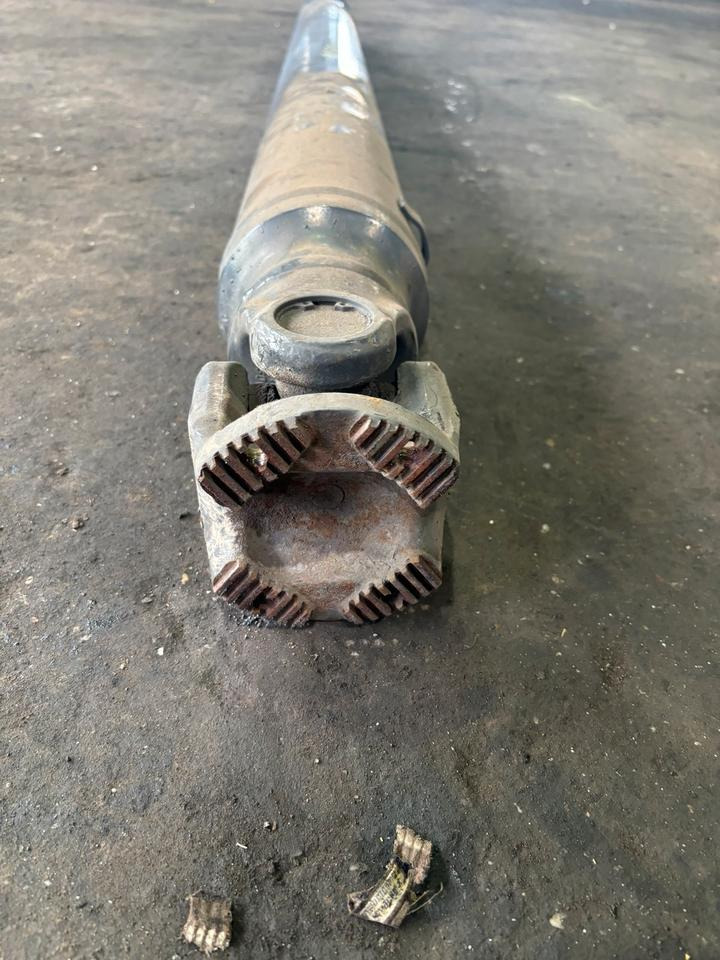 Mercedes Atego 4 EU6 Kardanwelle 220 CM, Kurze Radstand - عمود الكردان - شاحنة: صور 5 Mercedes Atego 4 EU6 Kardanwelle 220 CM, Kurze Radstand - عمود الكردان - شاحنة: صور 5