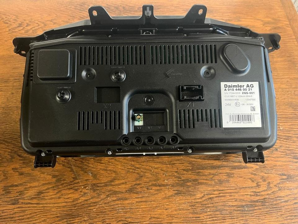 Mercedes Benz Actros MP4 Kombiinstrument / Tacho A0104460021 - لوحة القيادة - شاحنة: صور 4 Mercedes Benz Actros MP4 Kombiinstrument / Tacho A0104460021 - لوحة القيادة - شاحنة: صور 4