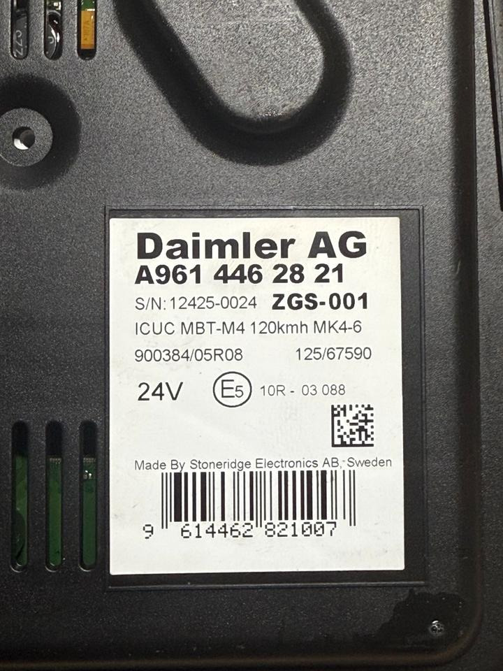 Mercedes Benz Actros MP4 Kombiinstrument / Tacho A9614462821 - لوحة القيادة - شاحنة: صور 3 Mercedes Benz Actros MP4 Kombiinstrument / Tacho A9614462821 - لوحة القيادة - شاحنة: صور 3
