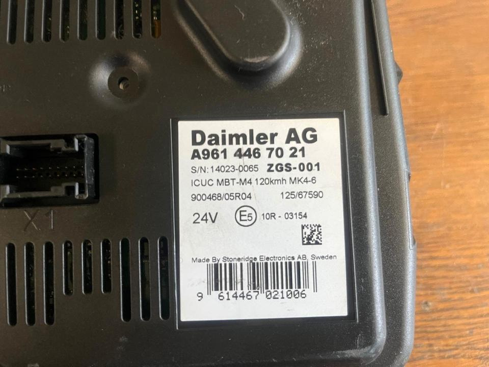 Mercedes Benz Actros MP4 Kombiinstrument / Tacho A9614467021 - لوحة القيادة - شاحنة: صور 3 Mercedes Benz Actros MP4 Kombiinstrument / Tacho A9614467021 - لوحة القيادة - شاحنة: صور 3