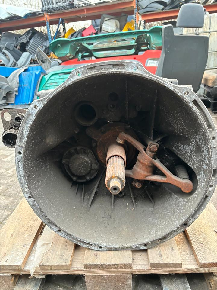 Mercedes-Benz Axor 1840 Schaltgetriebe G221-9 - نقل الحركة - شاحنة: صور 5 Mercedes-Benz Axor 1840 Schaltgetriebe G221-9 - نقل الحركة - شاحنة: صور 5