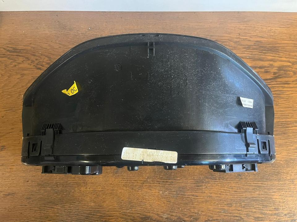 Mercedes-Benz W202 Tacho / Kombiinstrument A2025406348 - لوحة القيادة - شاحنة: صور 5 Mercedes-Benz W202 Tacho / Kombiinstrument A2025406348 - لوحة القيادة - شاحنة: صور 5
