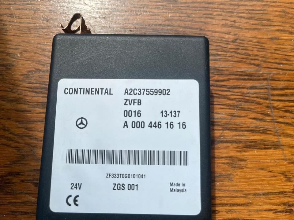 Mercedes Continental ZVFB Steuergerät A0004461616 - كتلة التحكم - شاحنة: صور 2 Mercedes Continental ZVFB Steuergerät A0004461616 - كتلة التحكم - شاحنة: صور 2
