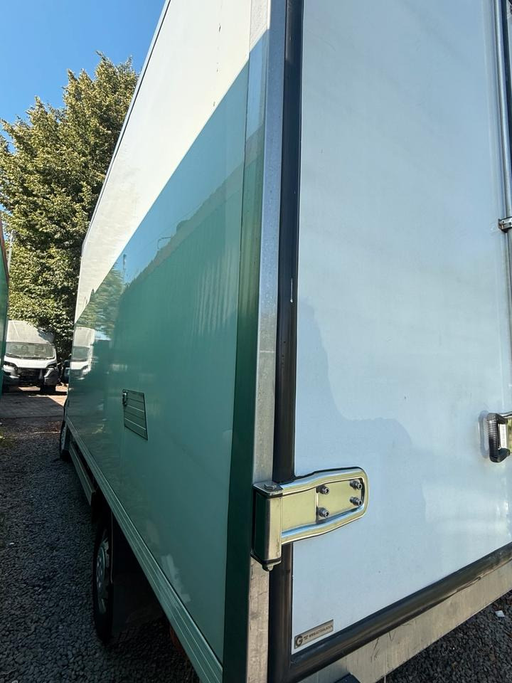 Mercedes Sprinter Kühlkoffer - جسم السيارة - ثلاجة: صور 2 Mercedes Sprinter Kühlkoffer - جسم السيارة - ثلاجة: صور 2