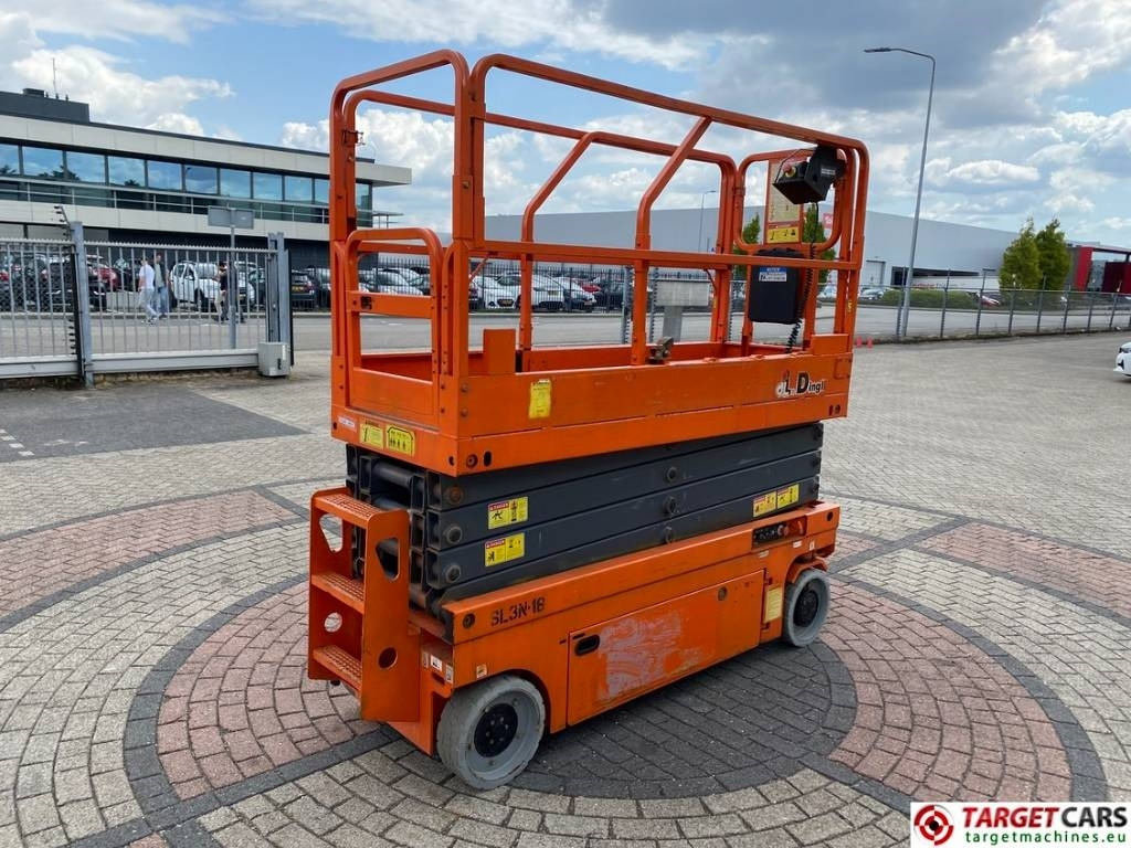 Dingli JCPT1008DC Electric Scissor Work Lift 1000cm - رافعات مقصية: صور 3 Dingli JCPT1008DC Electric Scissor Work Lift 1000cm - رافعات مقصية: صور 3