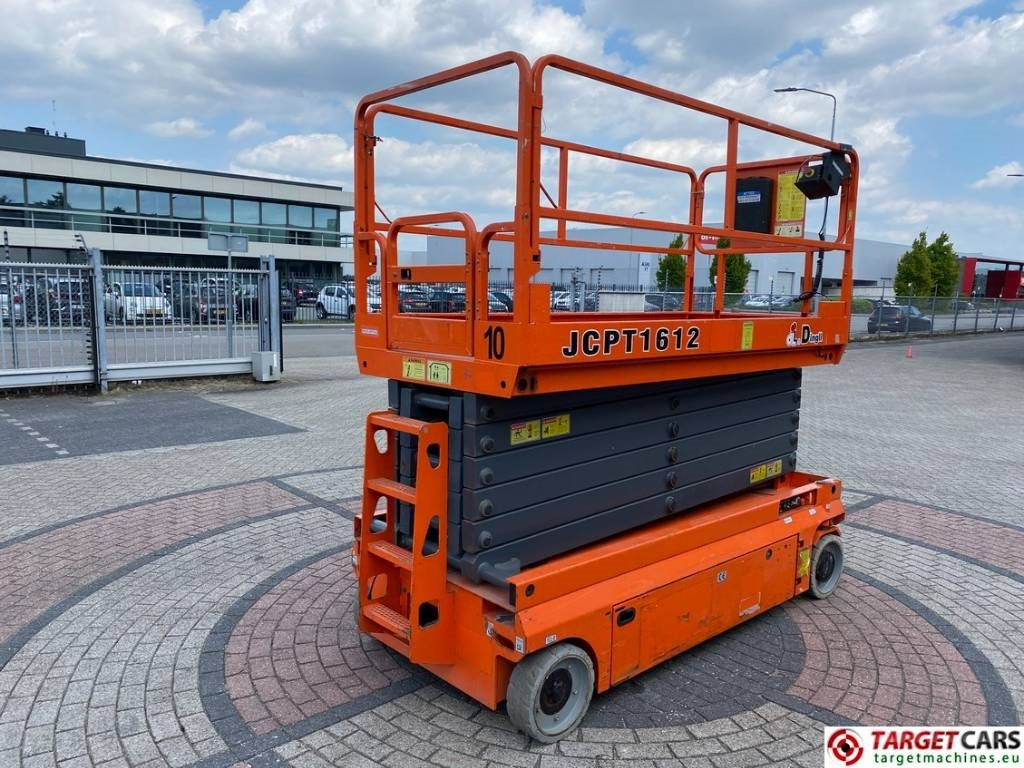 Dingli JCPT1612DC Electric 1612 Scissor Work Lift 1570cm - رافعات مقصية: صور 3 Dingli JCPT1612DC Electric 1612 Scissor Work Lift 1570cm - رافعات مقصية: صور 3