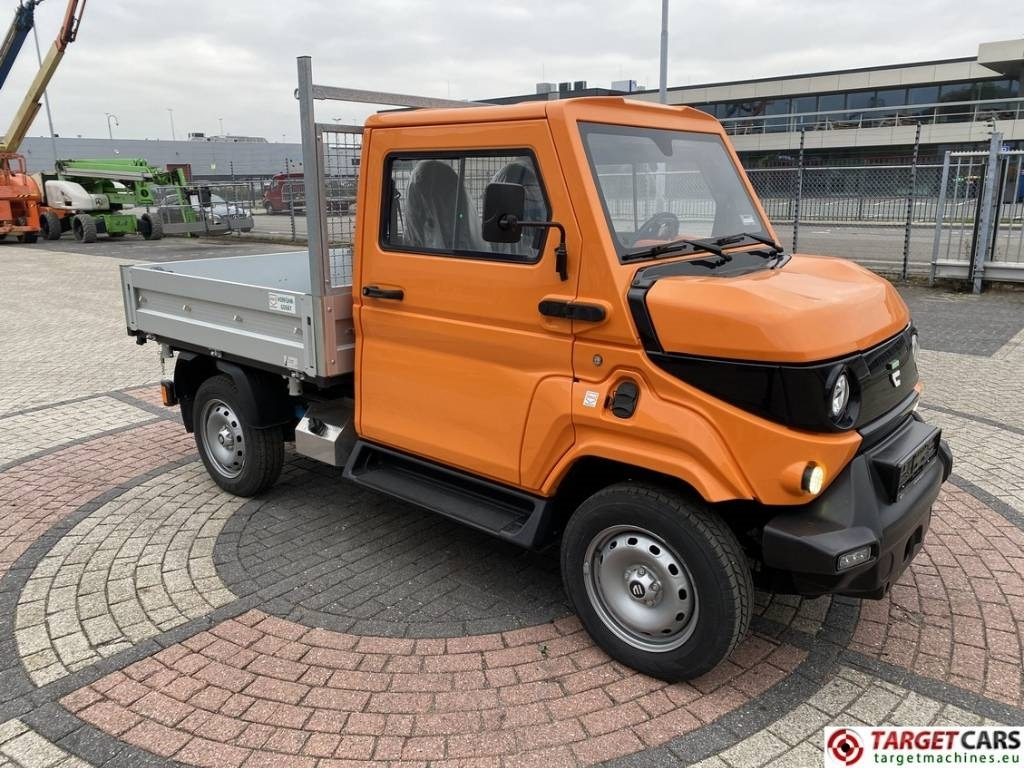 Evum ACar Electric 4x4 UTV Tipper Kipper Vehicle - قلاب صغير, مركبة الخدمات الكهربائية: صور 2 Evum ACar Electric 4x4 UTV Tipper Kipper Vehicle - قلاب صغير, مركبة الخدمات الكهربائية: صور 2