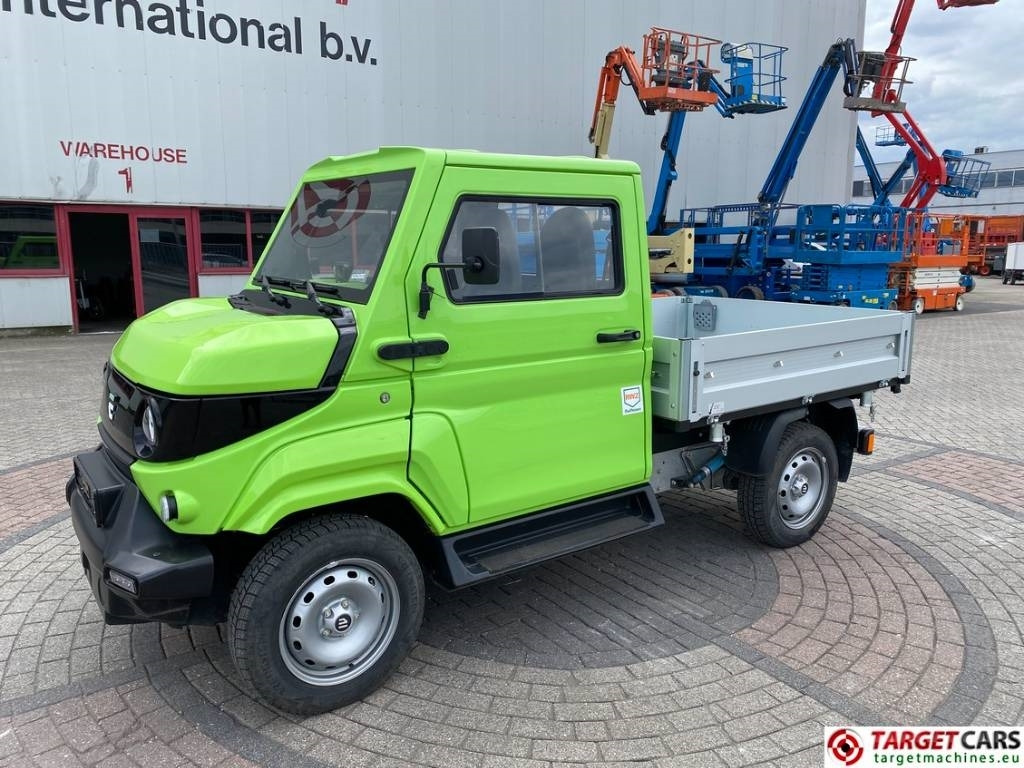 Evum ACar Electric UTV 3-Way-Tipper Utility Vehicle - قلابات, مركبة الخدمات الكهربائية: صور 1 Evum ACar Electric UTV 3-Way-Tipper Utility Vehicle - قلابات, مركبة الخدمات الكهربائية: صور 1
