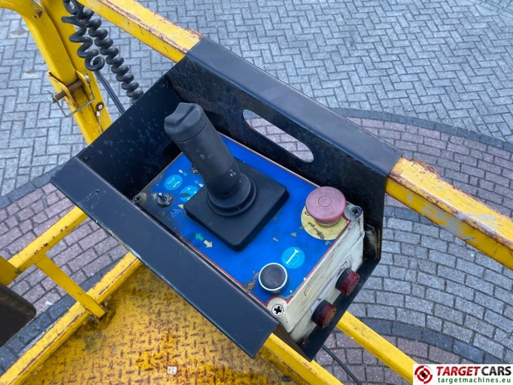 GMG 4046-ED Electric Scissor Work Lift 1404cm  إيجار GMG 4046-ED Electric Scissor Work Lift 1404cm: صور 9