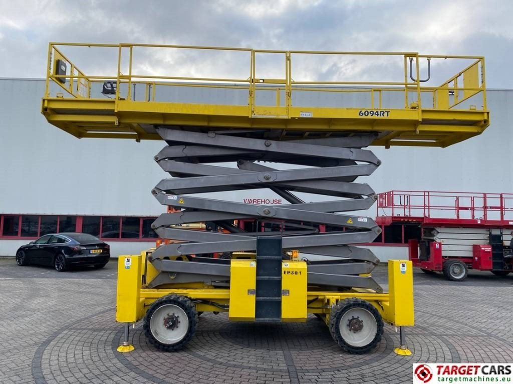 GMG 6094RT Diesel 4x4 Scissor Work Lift 2020cm - رافعات مقصية: صور 5 GMG 6094RT Diesel 4x4 Scissor Work Lift 2020cm - رافعات مقصية: صور 5