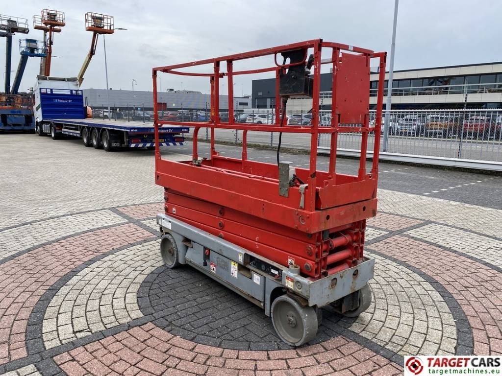 Haulotte Compact 10N Electric Scissor Work Lift 1000cm - رافعات مقصية: صور 2 Haulotte Compact 10N Electric Scissor Work Lift 1000cm - رافعات مقصية: صور 2