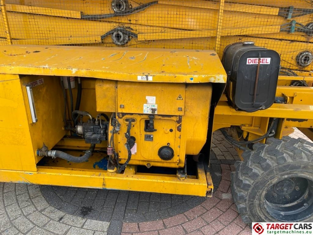 رافعات مقصية Holland Lift B195DL-25 4WD Diesel 4x4 Scissor Work Lift 2150cm: صور 16