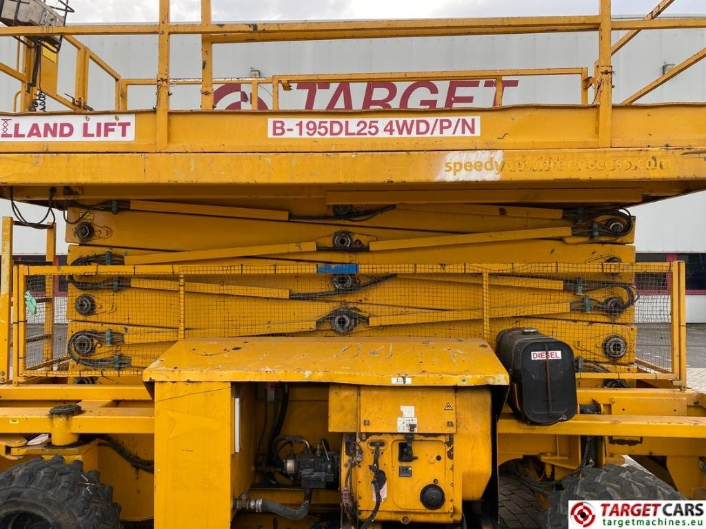 رافعات مقصية Holland Lift B195DL-25 4WD Diesel 4x4 Scissor Work Lift 2150cm: صور 35