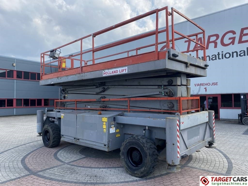 Holland Lift Combistar M-250DL27 diesel scissor worklift 27.20M - رافعات مقصية: صور 4 Holland Lift Combistar M-250DL27 diesel scissor worklift 27.20M - رافعات مقصية: صور 4