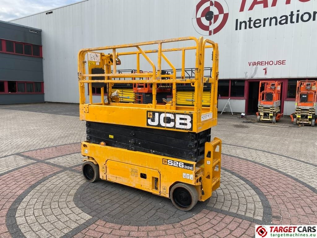 JCB S2632E Electric Scissor Work Lift 1010cm - رافعات مقصية: صور 4 JCB S2632E Electric Scissor Work Lift 1010cm - رافعات مقصية: صور 4