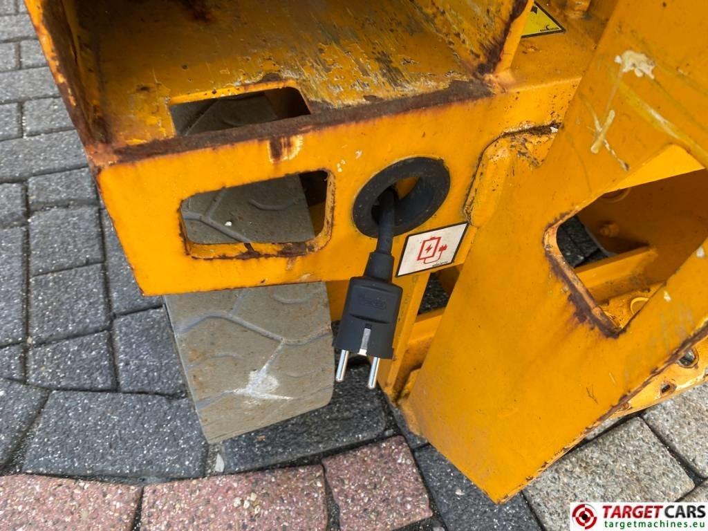 رافعات مقصية JCB S2632E Electric Scissor Work Lift 1010cm: صور 18