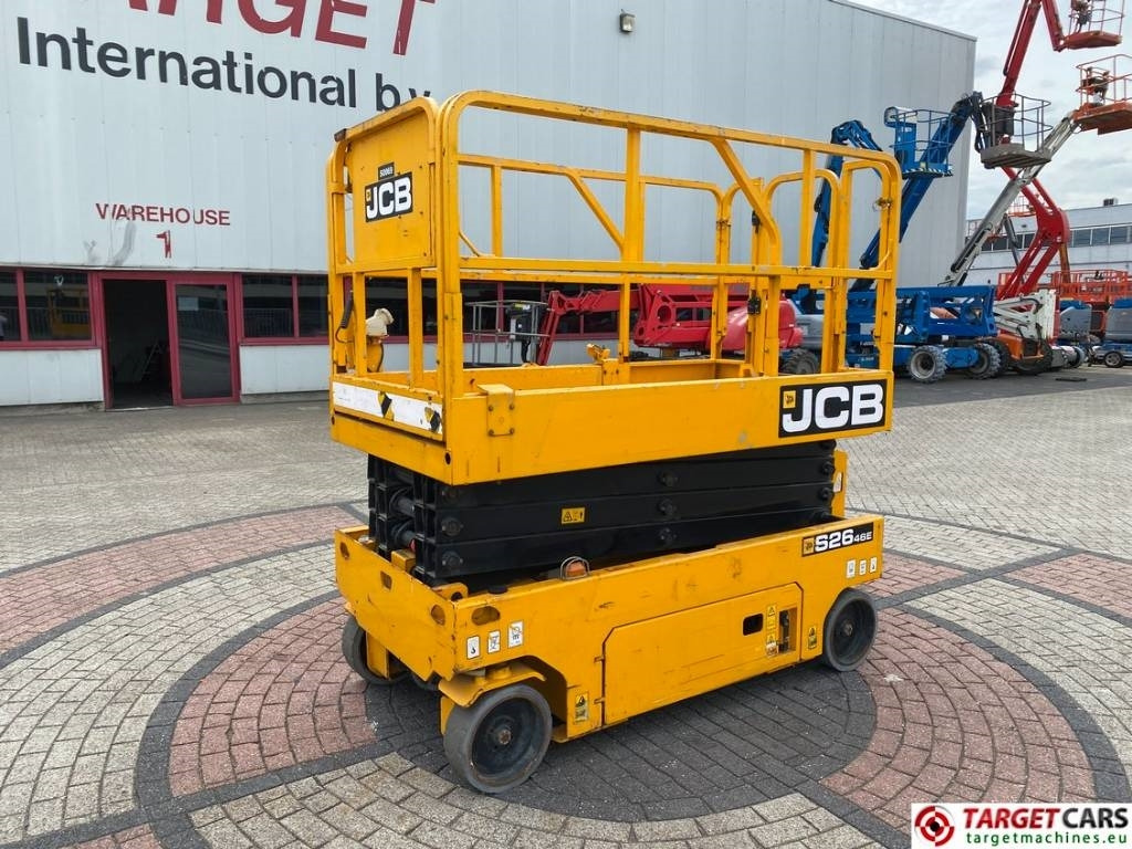 JCB S2646E Electric Scissor Work Lift 990cm - رافعات مقصية: صور 1 JCB S2646E Electric Scissor Work Lift 990cm - رافعات مقصية: صور 1