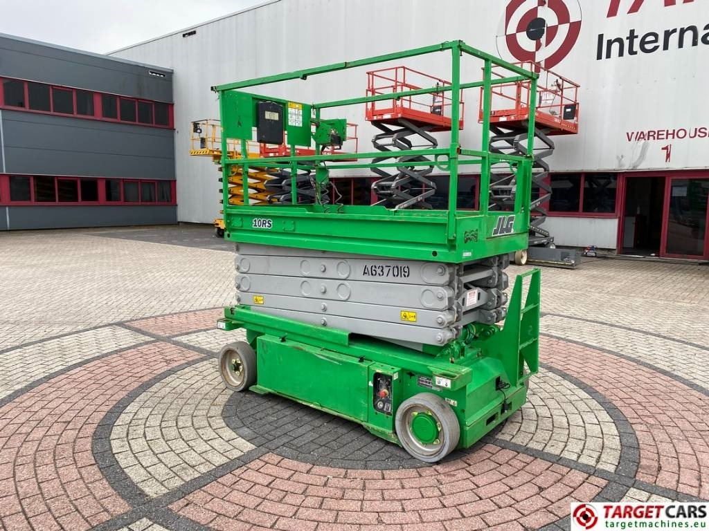 JLG 10RS Electric Scissor Work Lift 1175cm - رافعات مقصية: صور 4 JLG 10RS Electric Scissor Work Lift 1175cm - رافعات مقصية: صور 4